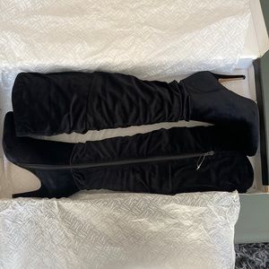 ▪️▪️BLACK CRUSH VELVET OVER THE KNEE BOOTS▪️▪️